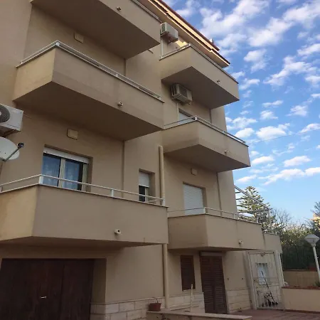 Le Notti Di Morfeo Bed & Breakfast San Leone